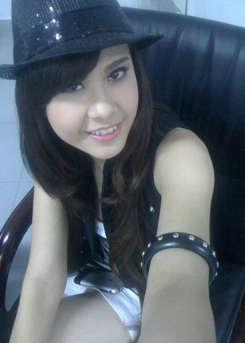 Ngày mới vào nghề, nữ ca sĩ sở hữu nhan sắc trẻ trung, ngọt ngào.