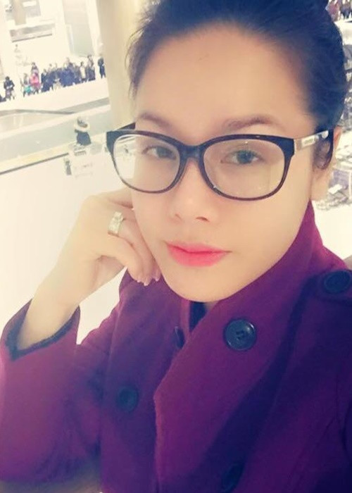 Nữ diễn viên phim Tiếng sét trong mưa chăm làm từ thiện. Tháng 9/2023, cô cùng các công ty của mình ủng hộ 1,3 tỷ cho bà con vùng lũ. Ảnh: FB Nhật Kim Anh.