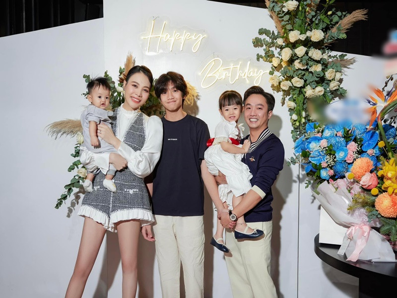 Nhiều năm qua, Đàm Thu Trang kinh doanh, không còn hoạt động trong showbiz. Ảnh: FB Cường Đô la.