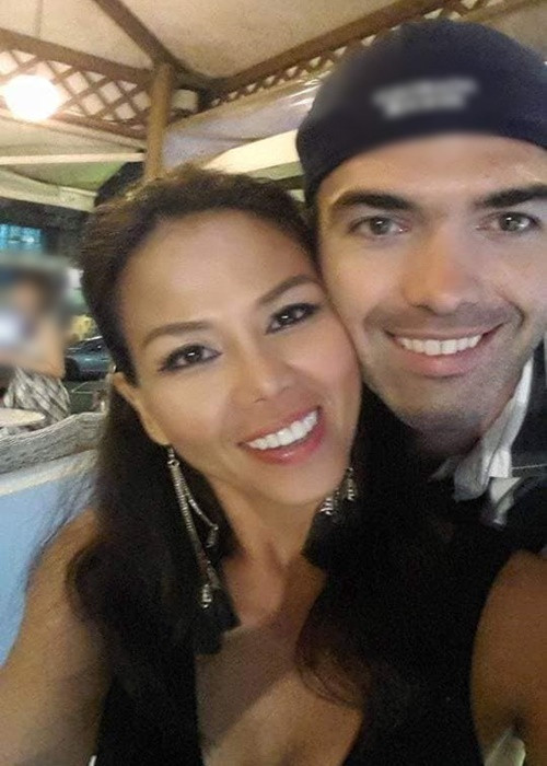 Chồng Thúy Uyên kém nữ ca sĩ đến 13 tuổi, có quốc tịch Mỹ.