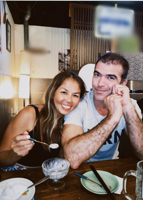 Thúy Uyên không phải lo giữ chồng bởi anh đi làm xong về nhà ngay, không màng ra ngoài vui chơi, ngày 3 bữa đều ăn ở nhà.