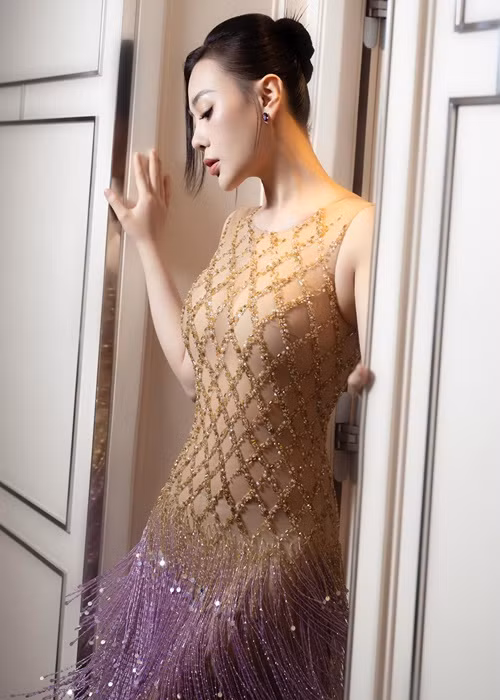 Sắc vóc của Phương Oanh trẻ đẹp không kém cạnh hai mỹ nhân Hàn thi Bước nhảy hoàn vũ 2024: An Min Young, Hooyeon. Ảnh: FB Phương Oanh.