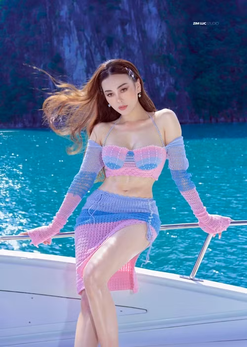 Do sac Phuong Oanh va dan my nhan Han thi gameshow nhay mua