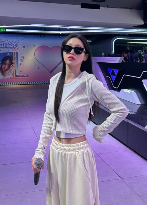 Mỹ nhân Việt sở hữu vòng eo bé nhất là Han Sara. Ảnh: FB Han Sara.