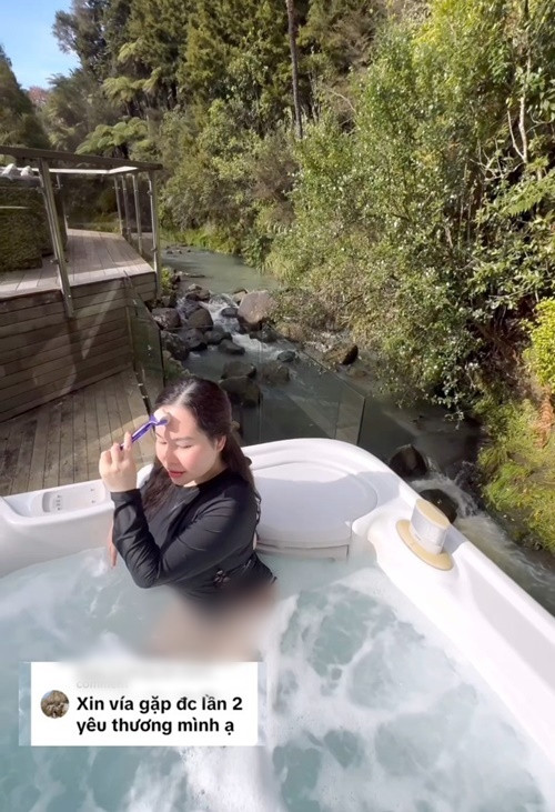 Trương Phương và bạn trai đang sống ở New Zealand. Ảnh: Instagram Trương Phương.