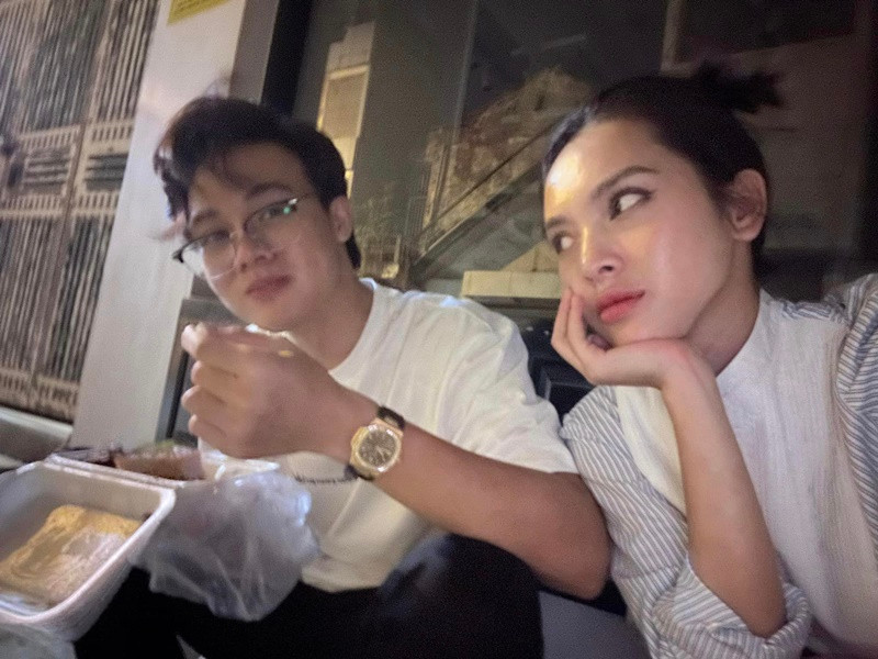 1 năm qua, chuyện tình giữa Quỳnh Lương và bạn trai thiếu gia kém tuổi luôn ngọt ngào. Ảnh: FB Tiến Phát.