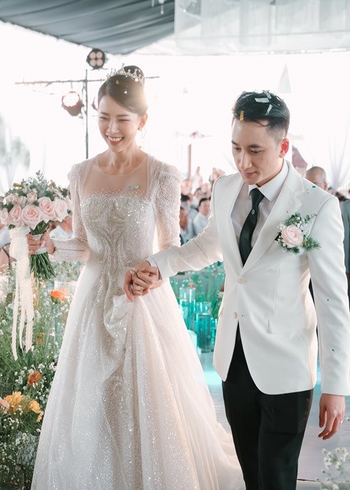 Vợ Phan Mạnh Quỳnh tên Huỳnh Khánh Vy. Đến nay, cả hai gắn bó được gần 9 năm. Ảnh: FB Huỳnh Khánh Vy.