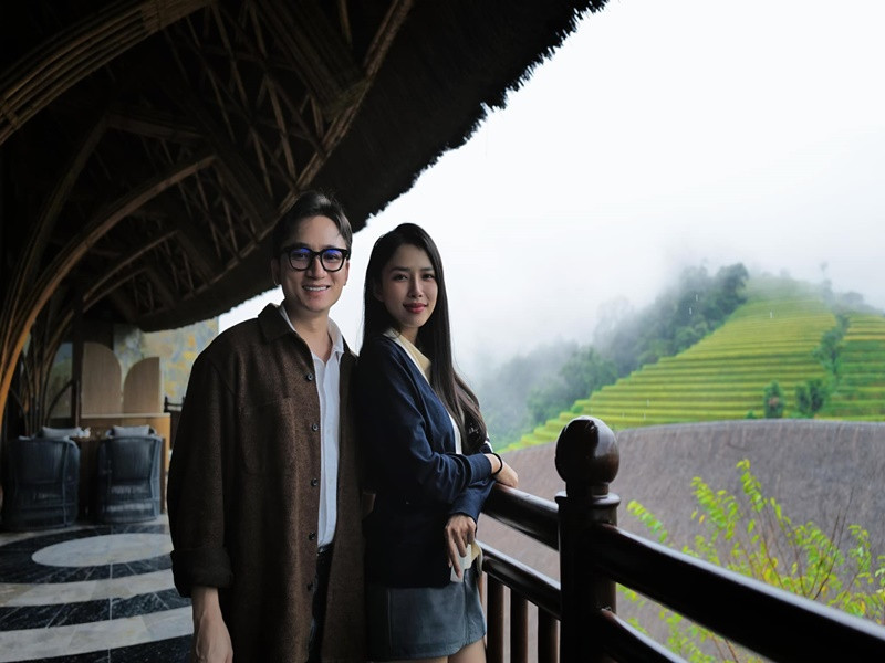 Tác giả Vợ người ta san sẻ công việc nhà, chăm con với vợ. Ảnh: FB Huỳnh Khánh Vy.