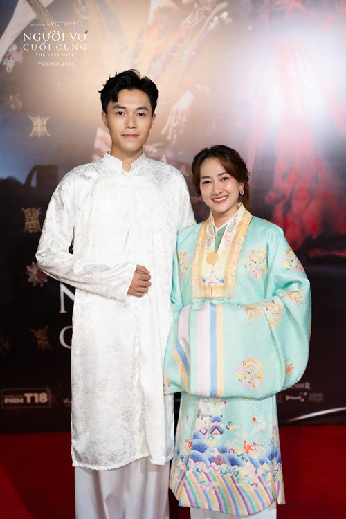 Được Phan Đạt lo lắng mọi việc, Phương Lan chỉ cần tập trung làm việc mỗi khi đến phim trường. Ảnh: FB Phương Lan.