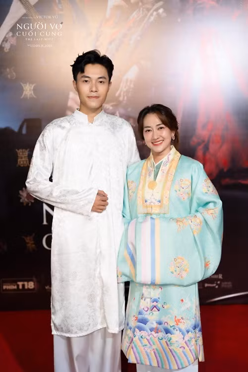 Được Phan Đạt lo lắng mọi việc, Phương Lan chỉ cần tập trung làm việc mỗi khi đến phim trường. Ảnh: FB Phương Lan.