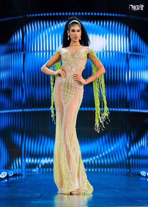 Đại diện Peru Arlette Rujel cao 1m81, có mái tóc cá tính, thân hình săn chắc, gợi cảm. Ảnh: FB Miss Grand International.
