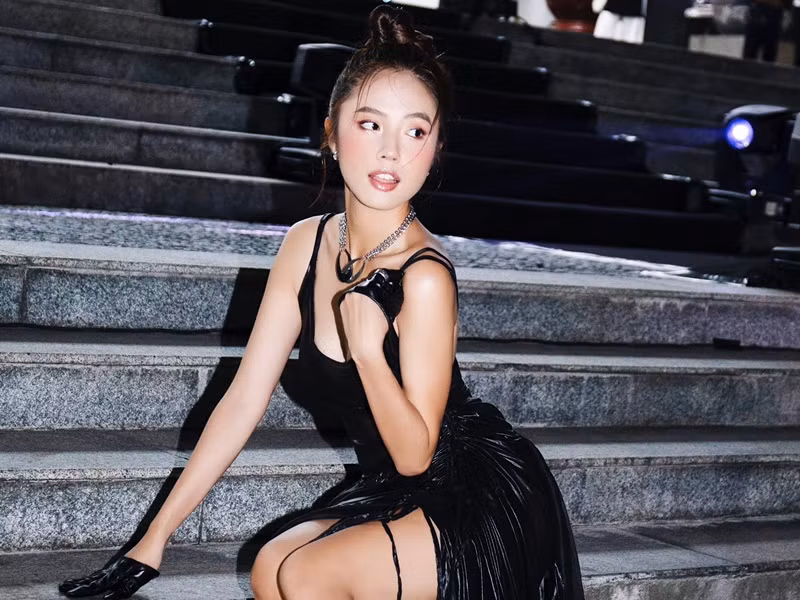 Rima Thanh Vy không ngại ăn mặc táo bạo để khoe triệt để hình thể. Ảnh: FB Rima Thanh Vy.