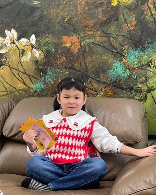 Con gái của Quách Ngọc Ngoan và Phượng Chanel năm nay 5 tuổi. Ảnh: Instagram Phượng Chanel.