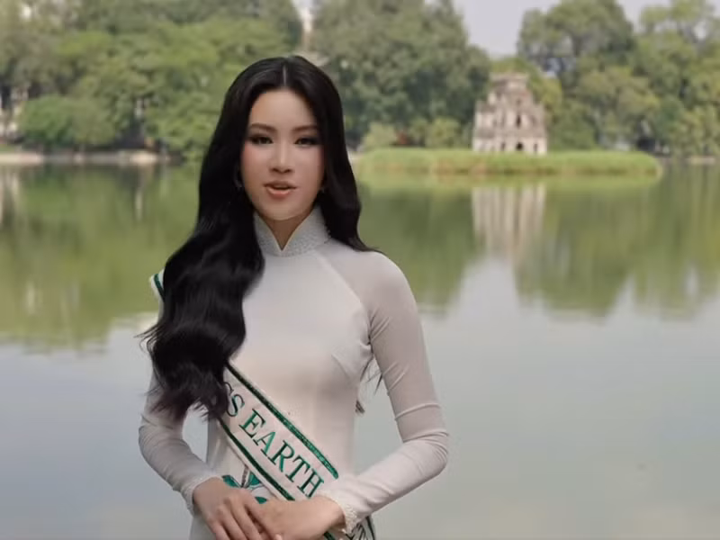 Mới đây, đoạn video Cao Ngọc Bích giới thiệu bản thân bằng tiếng Anh ở Miss Earth 2024 thu hút sự quan tâm của nhiều khán giả. Ảnh chụp màn hình.