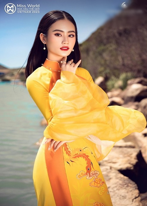 Phía ban tổ chức Miss World Vietnam thừa nhận phát ngôn của Ý Nhi có phần đáng trách nên đã ngay lập tức nhắc nhở, rèn giũa nàng hậu. Phía Ý Nhi xin lỗi khán giả, các đơn vị, cá nhân liên quan chịu ảnh hưởng bởi ồn ào của cô. Ảnh: Miss World Vietnam.
