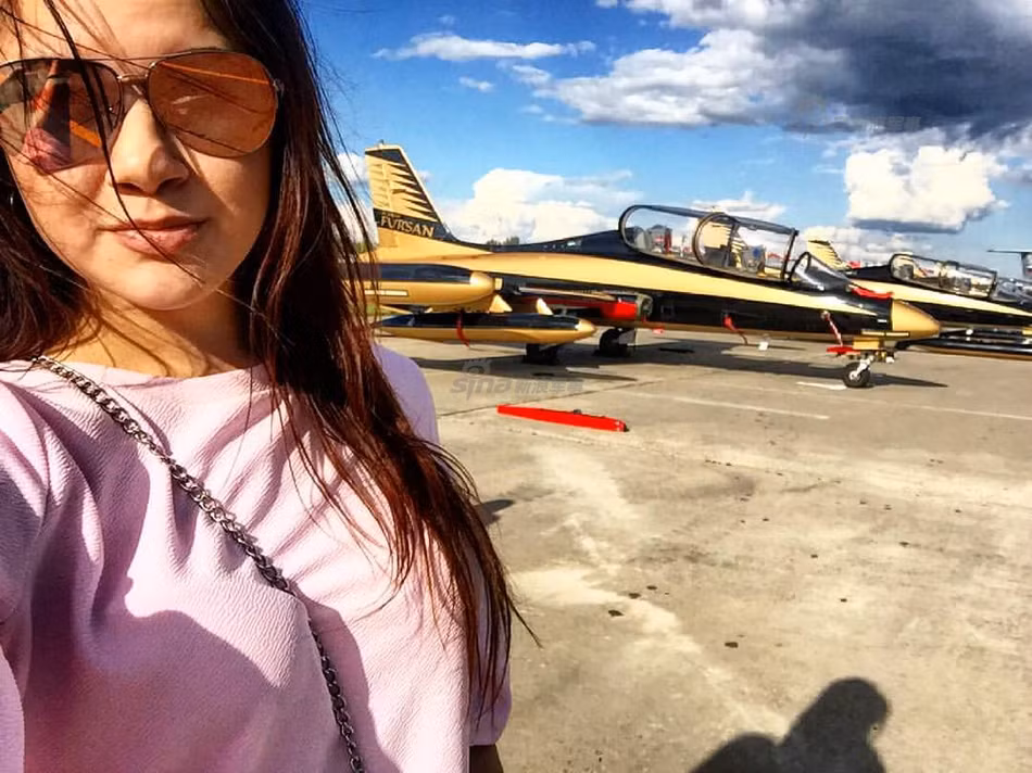 Chiếc máy bay Aermacchi MB-339A với kiểu dáng cực kỳ độc đáo của Không quân Ả Rập Xê-út. Nguồn ảnh: Sina.