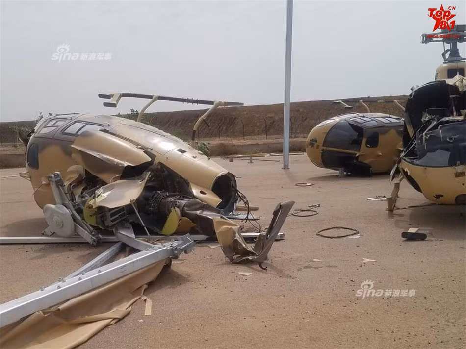 Ngoài ra, không quân nước này còn sở hữu 5 máy bay vận tải trong đó có 2 chiếc C-27J và 3 chiếc An-26 cùng với lực lượng máy bay trực thăng khoảng 17 chiếc các loại bao gồm cả các trực thăng vận tải và trực thăng chiến đấu. Nguồn ảnh: Top81.