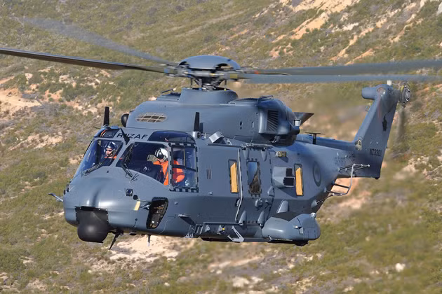 Tuy vậy, con số 300 chiếc vẫn còn là rất nhỏ so với dự kiến trang bị của các nước. Cụ thể, ngay từ khi NH 90 được ra đời, phía Pháp đã dự kiến sẽ trang bị khoảng 220 chiếc trực thăng loại này trong biên chế của mình, phía Ý là 214 chiếc, Đức 272 chiếc và 20 chiếc cho Hà Lan. Nguồn ảnh: Shepha.