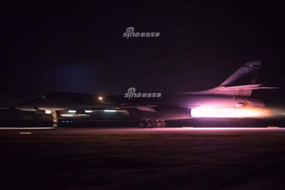 Cụ thể, phía Triều Tiên cho biết, các hành vi khiêu khích quân sự của Mỹ cùng đồng minh trong khu vực đang đẩy bán đảo Triều Tiên vào nguy cơ nổ ra một cuộc chiến tranh hạt nhân trong tương lai. Nguồn ảnh: Sina.