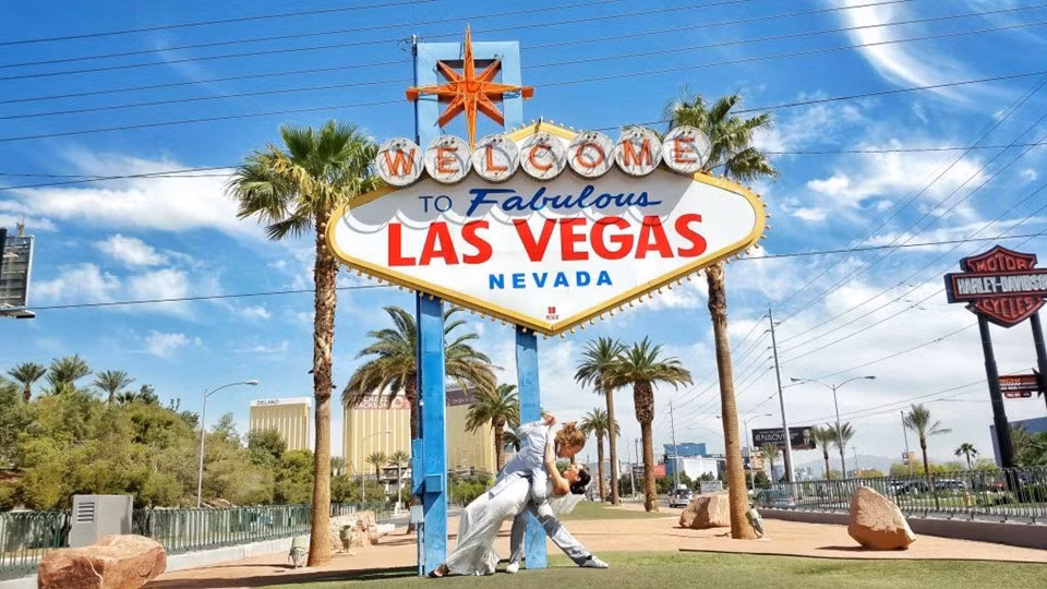 Trước đó, việc mỗi ngày đều phải lo nghĩ về đám cưới trong mơ khiến cặp đôi đến từ thành phố Las Vegas (bang Nevada, Mỹ) căng thẳng.