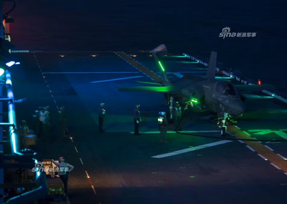 Hiện tại, phía Bình Nhưỡng vẫn chưa đưa ra bất cứ thông báo chính thức nào về việc Mỹ đưa tàu đổ bộ tấn công hoạt động ngay sát nách nước này. Nguồn ảnh: Sina.