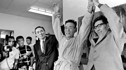 Sau khi được phát hiện vào năm 1972, Yokoi cuối cùng đã được trở về quê nhà Nhật Bản, nơi ông được ca ngợi như một anh hùng dân tộc. Sau này, ông kết hôn và đến Guam để hưởng tuần trăng mật. Những công cụ sinh tồn và quân phục của ông hiện vẫn được trưng bày tại Bảo tàng Guam ở Agana.