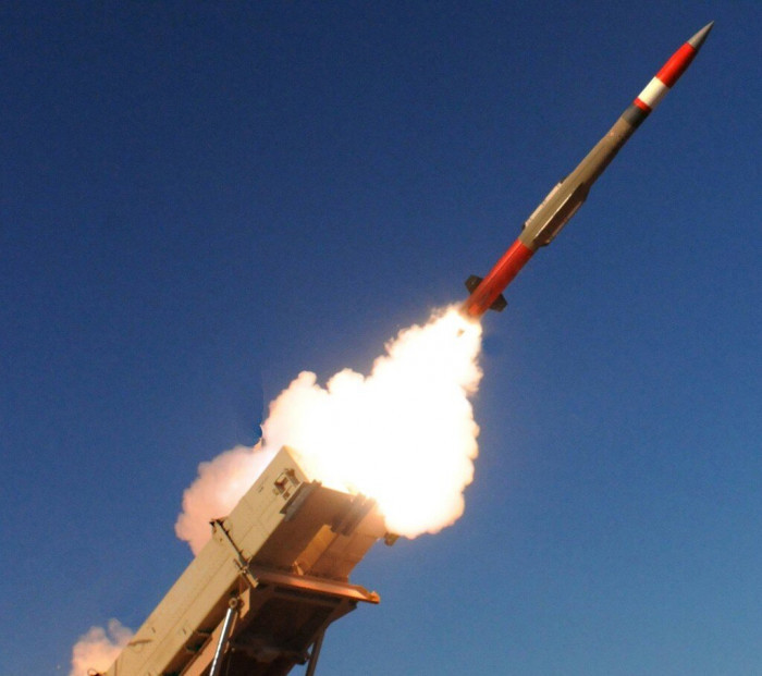 Phạm vi hoạt động của chúng thay đổi linh hoạt, từ 90 km đến 160 km (đối với tên lửa PAC-1, PAC-2) và từ 30 - 60 km đối với PAC-3/PAC-3MSE. Các tên lửa có độ cao triệt hạ mục tiêu tối đa hơn 24 km và hoạt động ở tốc độ từ Mach 2,8 đến Mach 4, đủ để đánh chặn hầu hết mọi vật thể trên lý thuyết.