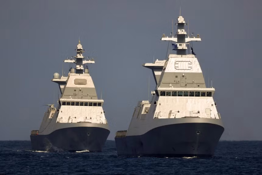 Thân tàu lớp Sa'ar 6 được thiết kế giảm thiểu tiết diện phản xạ radar cũng như giảm phát hồng ngoại từ tàu. Khi đi vào hoạt động, đây sẽ là lớp tàu chiến đấu mặt nước lớn và mạnh nhất của Hải quân Israel, đảm nhiệm chức năng như một lá chắn tên lửa ngoài khơi, để chống lại các cuộc tấn công từ những quốc gia Arab thù địch.