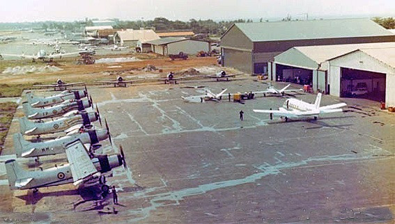 Hành động này của Lybia đã khiến Pháp tức giận, bởi Pháp khi đó là quốc gia có tầm ảnh hưởng lớn ở châu Phi và không muốn Lybia tranh giành vị trí với Pháp. Vì vậy Pháp đã cung cấp tin tình báo về vị trí quân đội và lực lượng Lybia cho quân đội Chad.