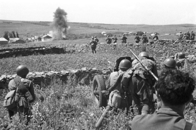 Trước hết, lục quân Liên Xô được cho là sẽ nhanh chóng chiếm đóng lục địa châu Âu đến bờ Đại Tây Dương. Trong khi đó, Liên Xô có thể dùng bom và tên lửa để tấn công hủy diệt vào lãnh thổ nước Anh.