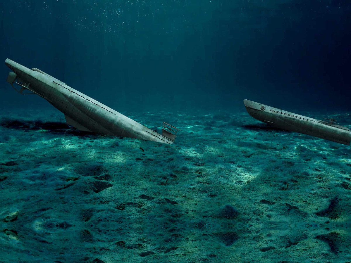 Vào lúc 12 giờ 14 phút, vì trúng ngư lôi và phát nổ nên thân tàu ngầm U-864 của Đức vị vỡ ra làm đôi và chìm xuống độ sâu khoảng 150 mét, toàn bộ 73 thuỷ thủ trên tàu thiệt mạng.