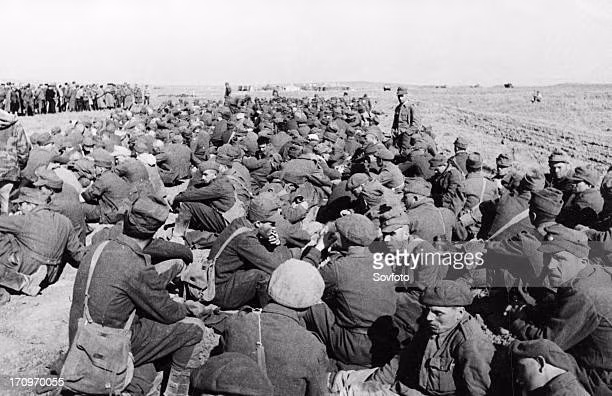 Cuộc đảo chính đã đẩy nhanh cuộc tiến công của Hồng quân vào Romania, nhưng Liên Xô bắt giữ khoảng 130.000 binh sĩ Romania, những người này được đưa đến Liên Xô, nơi nhiều người đã bỏ mạng trong các trại tù. Hiệp định đình chiến được ký ba tuần sau đó vào ngày 12/9/1944, theo các điều khoản hầu như do Liên Xô quy định.