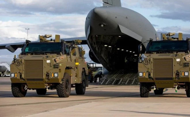 Cho đến nay, Nga vẫn chưa hoàn toàn kiểm soát được bầu trời và những thành phố chiến lược của Ukraine, mặc cho sự áp đảo về vũ khí và lực lượng. Trong khi đó, nhiều loại vũ khí đến từ phương Tây và Nga vẫn tiếp tục được đưa tới chiến trường Ukraine để thử lửa.