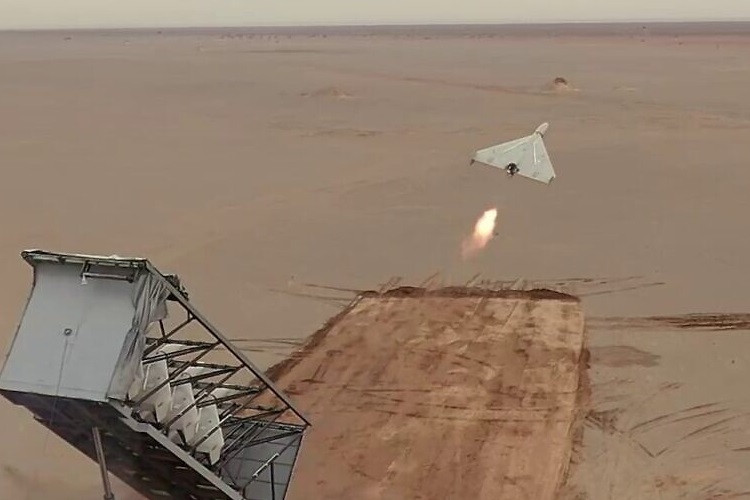 Thứ nhất là máy bay không người lái UAV Geran-2 của Nga. Chưa bao giờ UAV được sử dụng nhiều như trong chiến sự ở Ukraine, khi ưu thế của cả hai bên phụ thuộc rất nhiều vào các loại UAV.