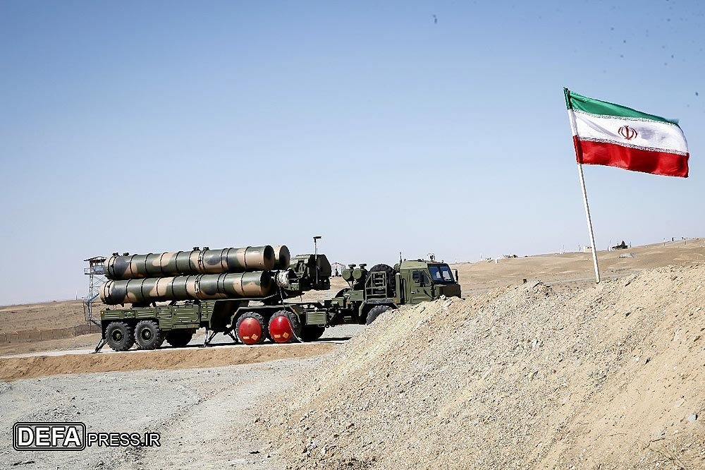 Chính vì vậy một biến thể đời sau là S-300PMU-2, tiền thân trực tiếp của S-400 đã được bàn giao cho Iran. Những tổ hợp S-300 này được chế tạo theo đơn đặt hàng của Syria, nhưng đã bị Nga đóng băng do áp lực của Israel và phương Tây. S-300PMU-2 bắt đầu được giao cho Iran vào năm 2017 sau khi được sửa đổi để đáp ứng các yêu cầu của nước này.