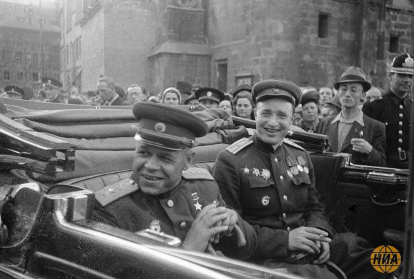 Ngay sau khi chiến tranh kết thúc, vào ngày 1/6/1945, Tư lệnh Pavel Semyonovich Rybalko nhận quân hàm Nguyên soái Tăng- Thiết giáp và vào tháng 4/1946, ông được bổ nhiệm làm Phó Tư lệnh thứ nhất bộ đội Tăng- Thiết giáp và Cơ giới của Quân đội Liên Xô.