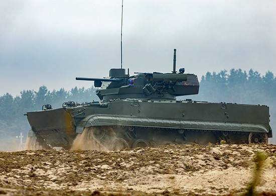 Các thông số kỹ thuật: xe nặng 18-23 tấn, dài 7,8m, rộng 3,23m, cao 2,4m; được trang bị pháo chính 57mm (cơ số đạn 148 viên, góc tầm (-5)-(75) độ, góc hướng 360 độ), tổ hợp chống tăng Kornet, súng phòng không 12,7mm; tốc độ đường nhựa 70km/h, tốc độ bơi 10km/h, dự trữ hành trình 600km, có thể vượt chướng ngại cao 0,8m, hào 2,5m; kíp xe 3 thành viên.