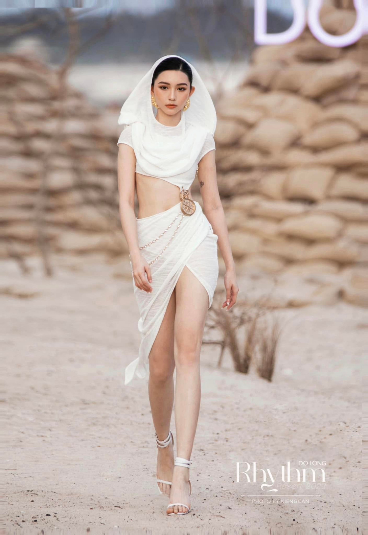 Bâu sinh năm 2000, trên mạng xã hội, cô nàng nổi tiếng với biệt danh “nữ sinh xinh nhất Instagram”. Ảnh: FBNV