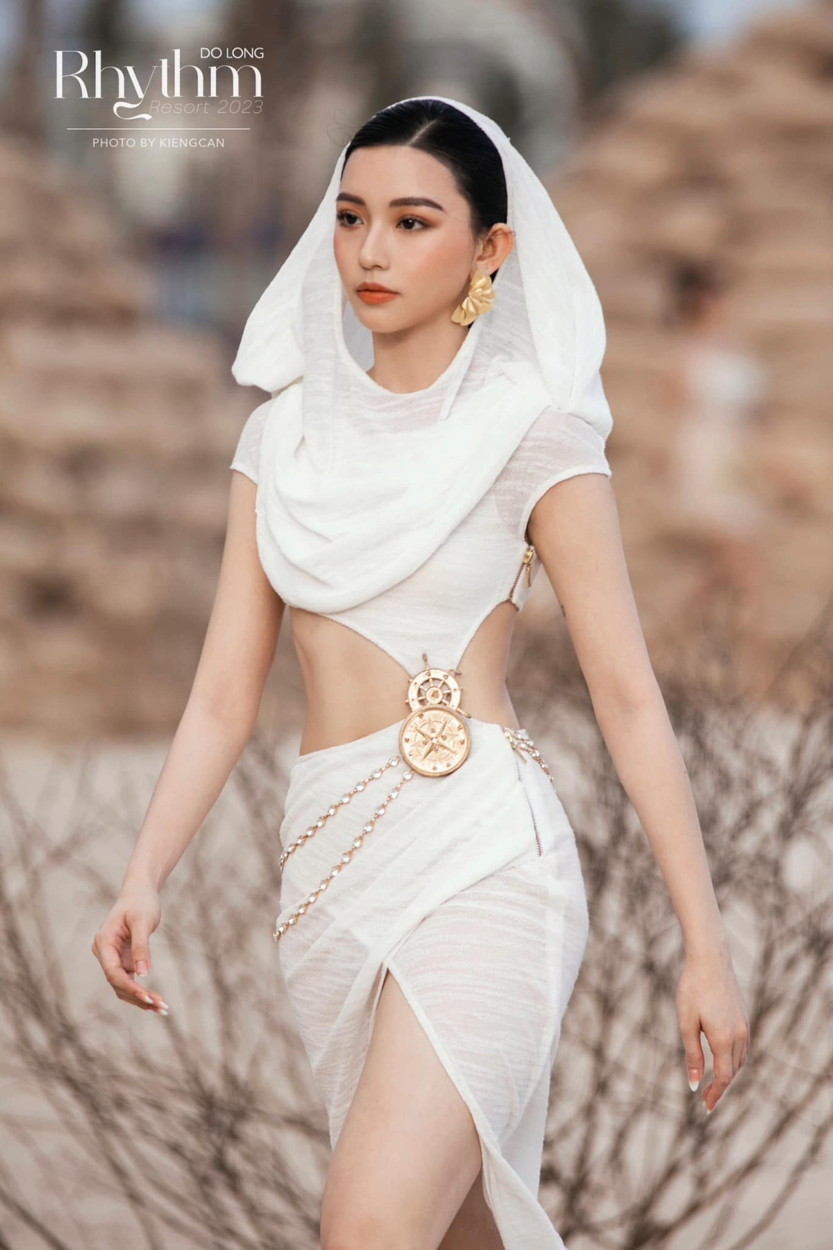 Dù ở trên MXH hay ở ngoài đời thực cô nàng vẫn sở hữu được gương mặt xinh đẹp, góc cạnh không quá khác biệt. Ảnh: FBNV