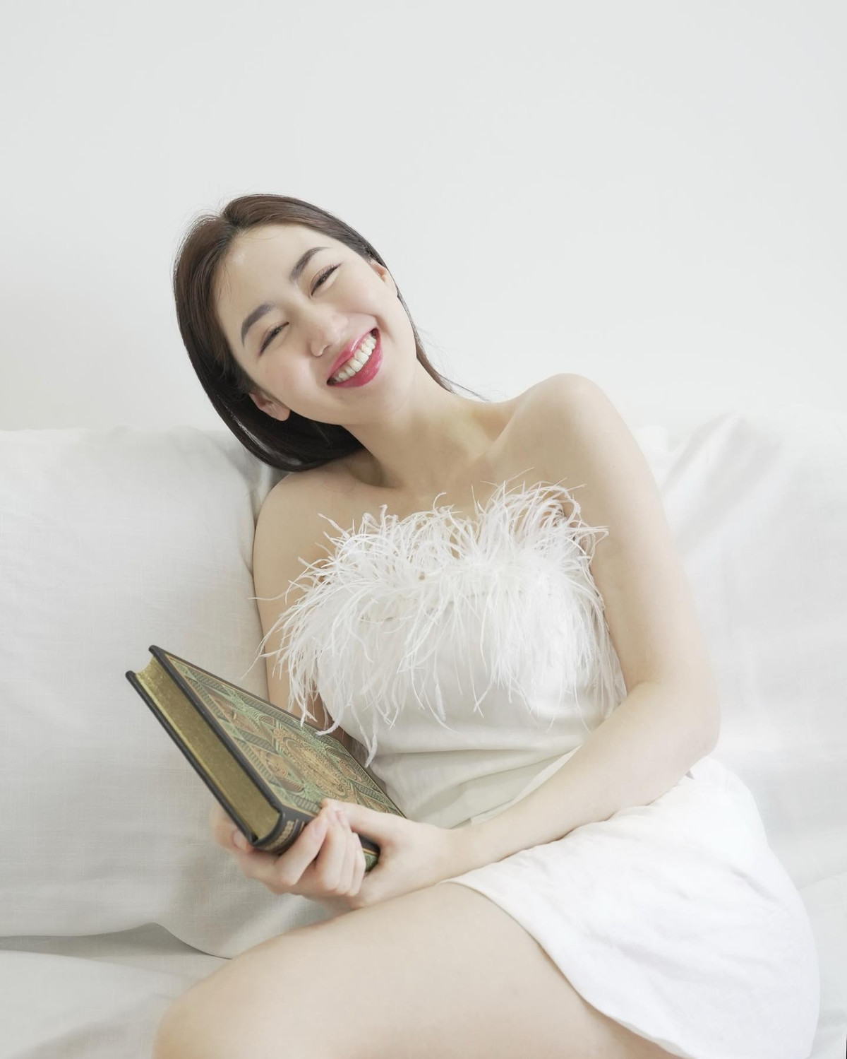 Các clip chia sẻ kinh nghiệm làm đẹp của Mai Vân Trang được nhiều khán giả theo dõi, chú ý. Ảnh: FBNV