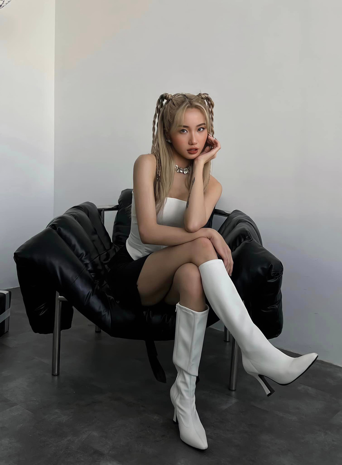 Những hình ảnh khoe vóc dáng trong các bộ bikini của cô nàng lúc nào cũng nhận về lượng tương tác ấn tượng trên trang cá nhân.