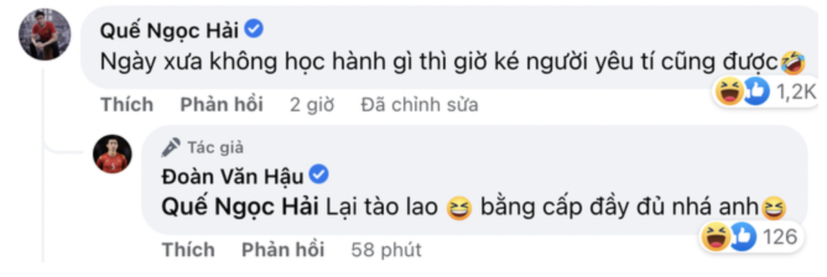 Đáp lại, hậu vệ Đoàn Văn Hậu khẳng định mình có bằng cấp đầy đủ. Và để chứng minh, anh còn cùng bạn bè ôn lại chuyện vì sao mình không cần thi tốt nghiệp trung học phổ thông lại được đặc cách tuyển thẳng lên đại học.