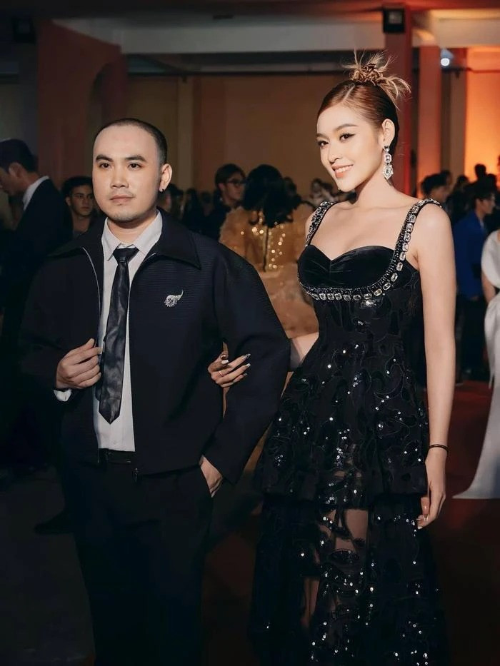 Vinh Gấu cho biết thời còn làm việc chung, nữ TikToker này nhiều lần nói xấu đồng nghiệp, khi phát hiện anh đã nhắc nhở và khuyên cô không nên làm vậy, ảnh hưởng đến hình ảnh cá nhân.