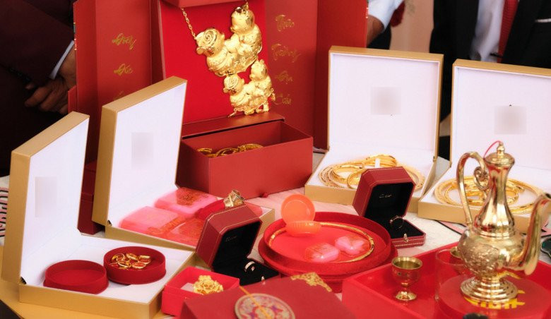 Đám cưới của cặp đôi nổi tiếng MXH hút sự chú ý với của hồi môn lên đến 20 cây vàng.