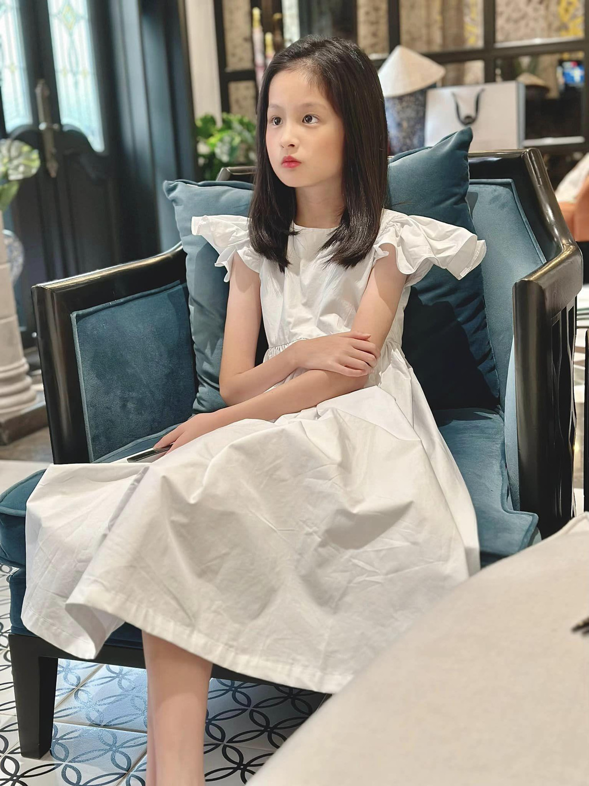 Hana mới đây vừa gây sự chú ý khi nuôi tóc dài để dành tặng những bệnh nhân ung thư.