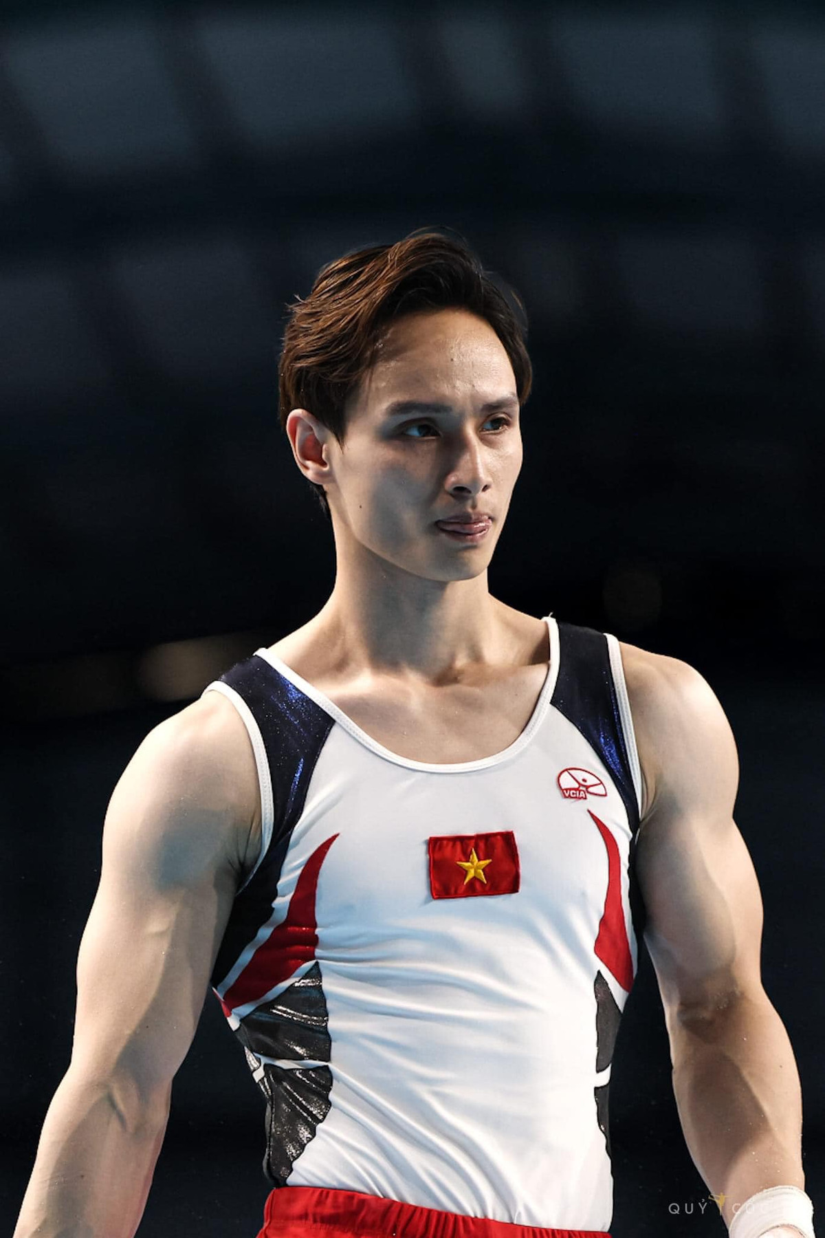 Đinh Phương Thành được coi là "nam vương" thể dục dụng cụ Việt Nam, anh chàng vận động viên này sở hữu vẻ điển trai, nam tính cùng thành tích thi đấu xuất sắc.