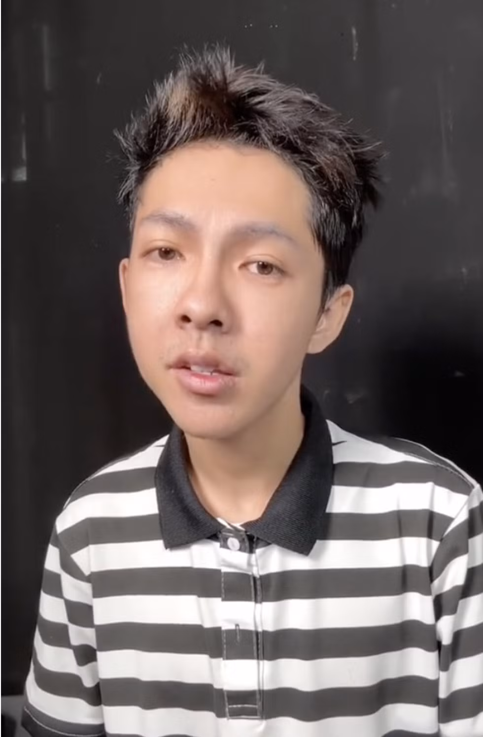 Anh cũng giải thích sự việc gây hiểu lầm cho bản thân mình. Một cửa hàng đồ nướng đã liên hệ với anh nhờ quảng cáo. Tuy nhiên, đại diện cơ sở này đã liên tục gọi điện, thay vì làm việc qua tin nhắn và email theo yêu cầu của Võ Thành Ý.