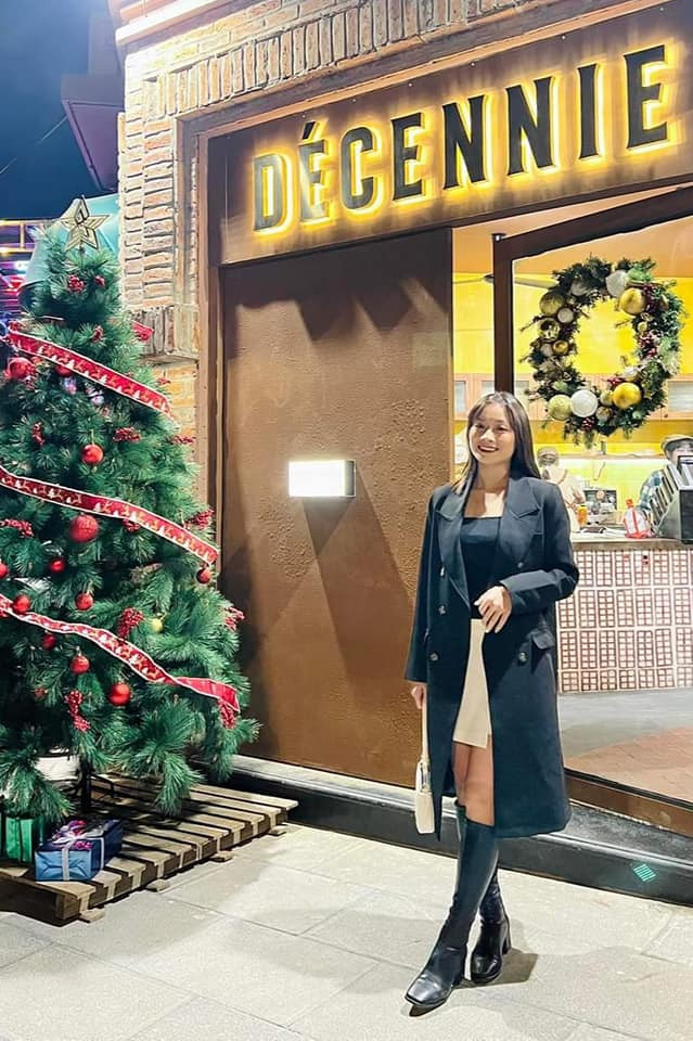 Nữ tuyển thủ sở hữu làn da trắng, nụ cười tỏa nắng và vẻ đẹp mộc mạc.