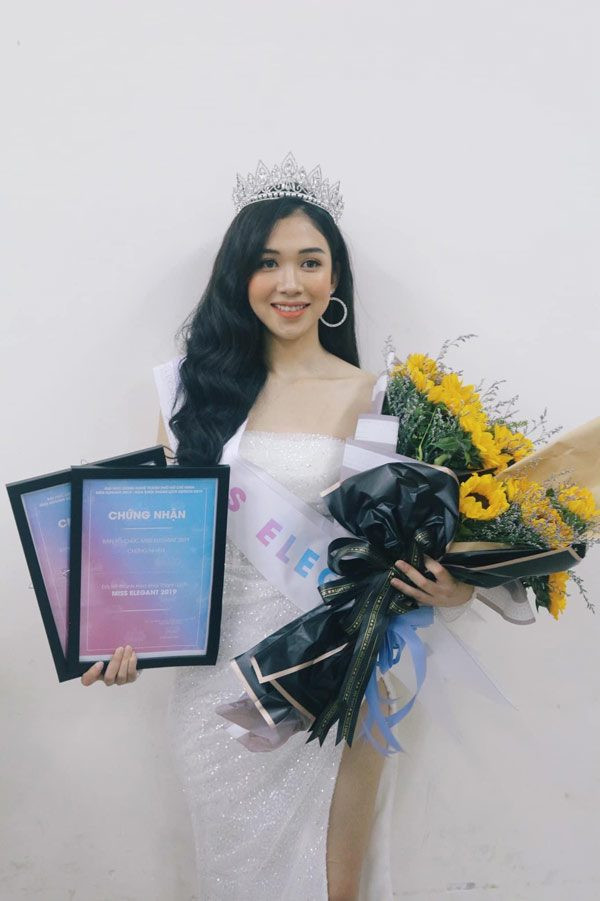 Được biết số đo cơ thể của Ngô Thị Mỹ Chi lần lượt là 85 - 55 - 93cm.