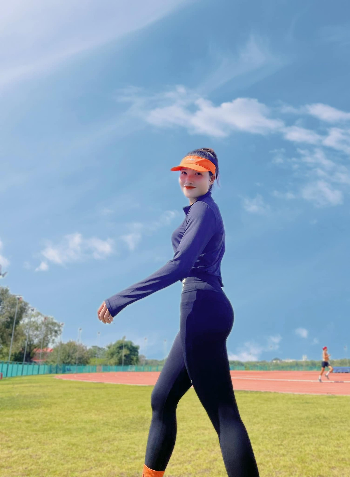 Trong một chia sẻ trước đó, Linh Na cho biết vào năm 2020, cô từng phải vật lộn với chấn thương và phải phẫu thuật.